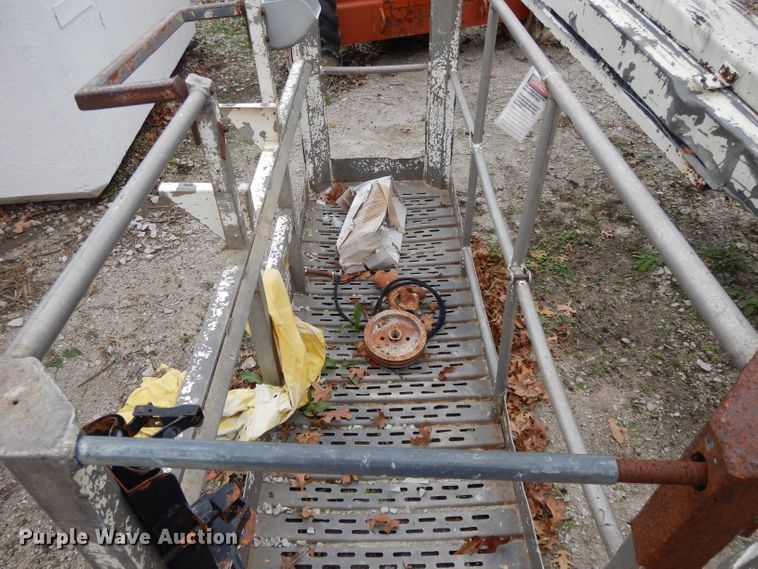 image for item GH9053 1998 Snorkelift TBA60RD7  boom lift