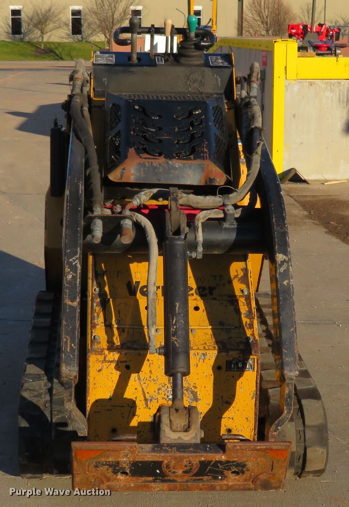 image for item GI9239 2005 Vermeer S600TX  compact utility loader