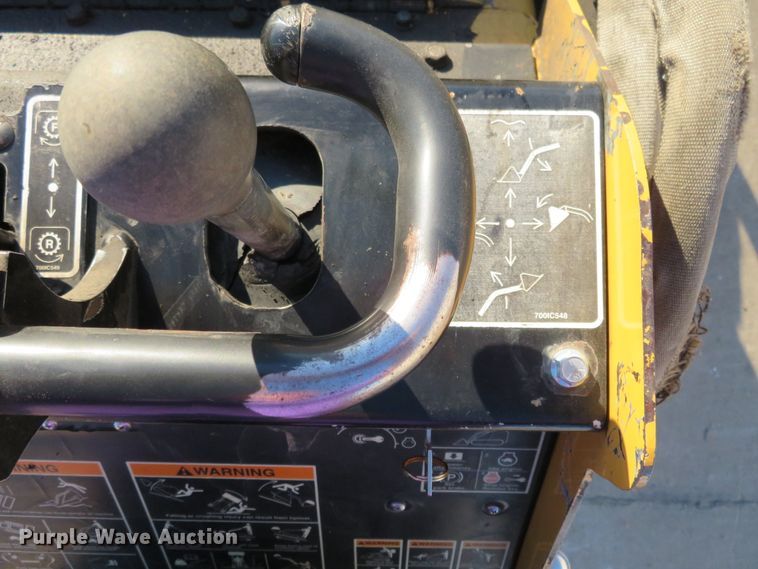 image for item GI9239 2005 Vermeer S600TX  compact utility loader