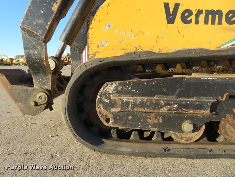 image for item GI9239 2005 Vermeer S600TX  compact utility loader