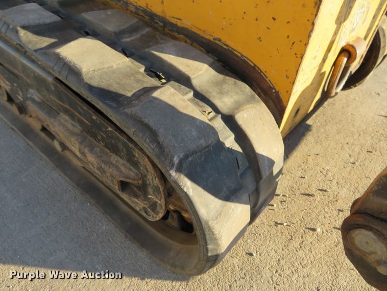 image for item GI9239 2005 Vermeer S600TX  compact utility loader