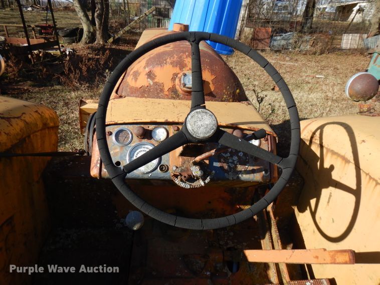 image for item GK9470 Minneapolis Moline G706  tractor