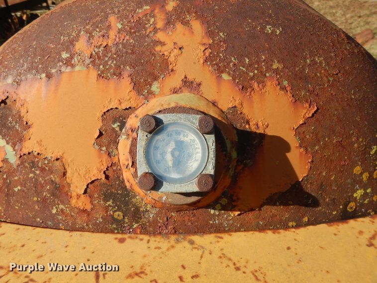 image for item GK9470 Minneapolis Moline G706  tractor