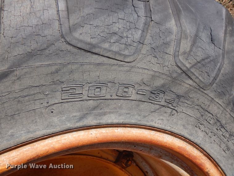 image for item GK9470 Minneapolis Moline G706  tractor