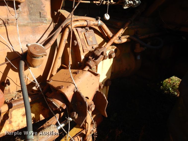 image for item GK9470 Minneapolis Moline G706  tractor