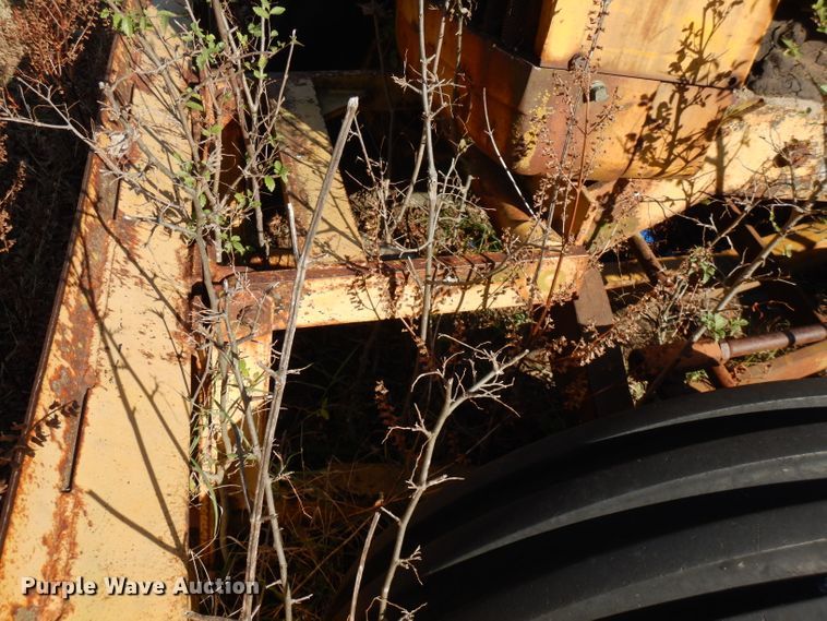 image for item GK9470 Minneapolis Moline G706  tractor