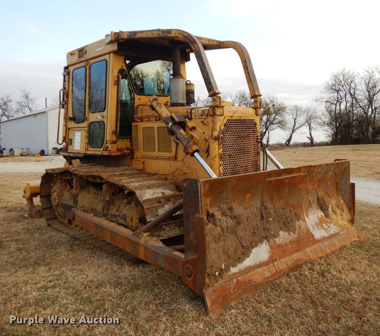 image for item GK9540 1981 Caterpillar D6D  dozer