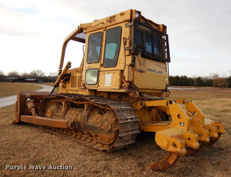image for item GK9540 1981 Caterpillar D6D  dozer