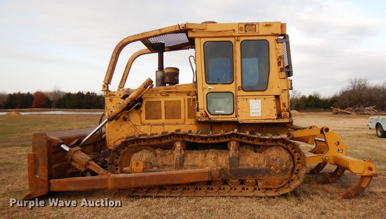 image for item GK9540 1981 Caterpillar D6D  dozer