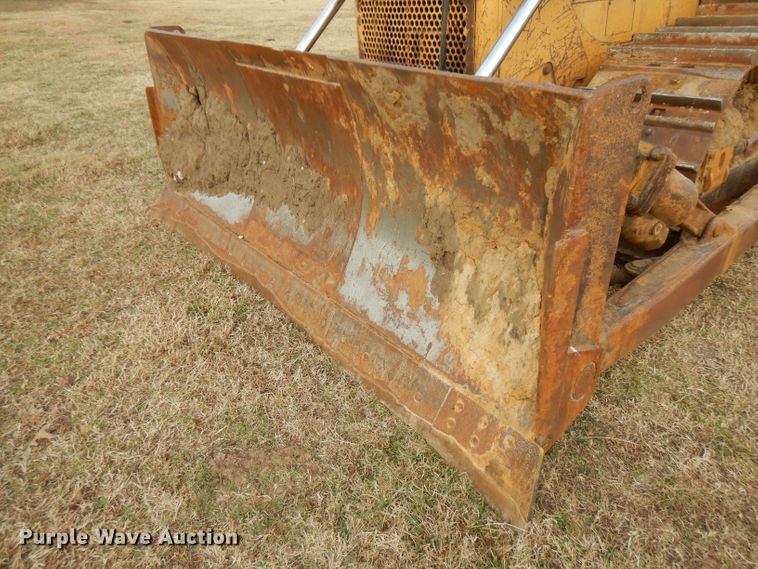 image for item GK9540 1981 Caterpillar D6D  dozer