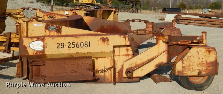 image for item GK9542 Jersey 103 spreader