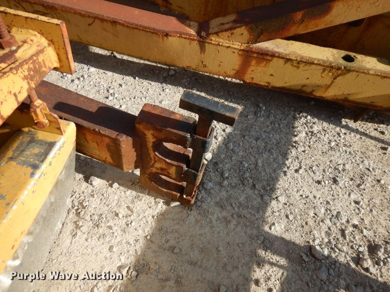 image for item GK9542 Jersey 103 spreader