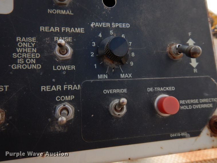 image for item GK9543 1999 Cedarapids CR461R  paver