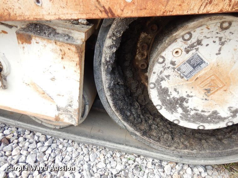 image for item GK9543 1999 Cedarapids CR461R  paver