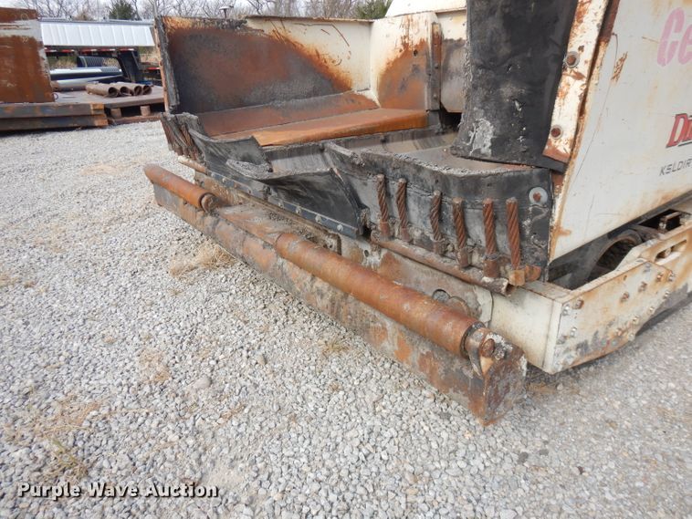 image for item GK9543 1999 Cedarapids CR461R  paver