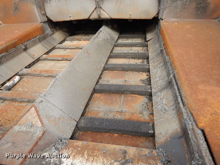 image for item GK9543 1999 Cedarapids CR461R  paver