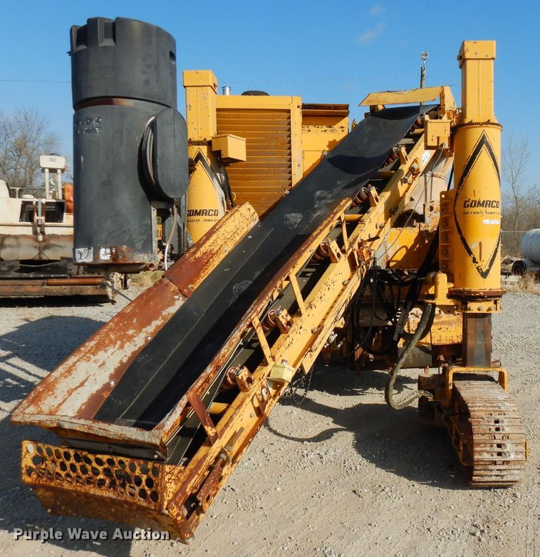 image for item GK9544 2001 Gomaco GT3600 curb machine