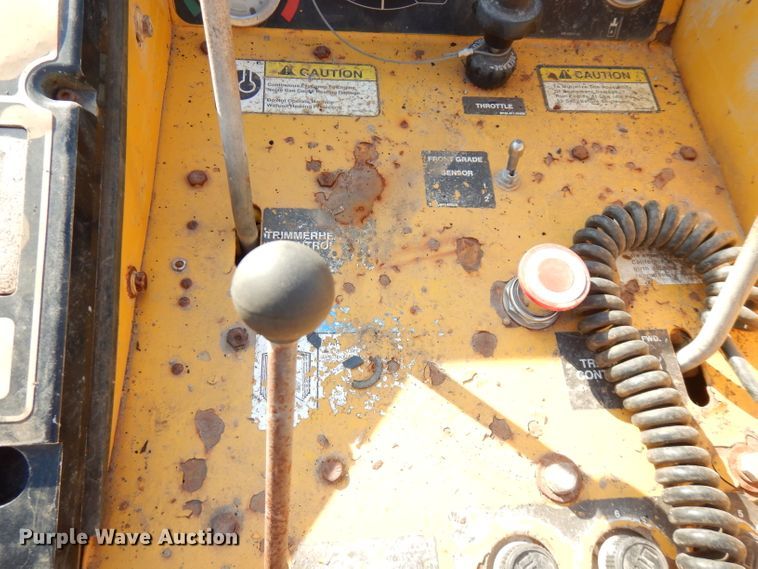 image for item GK9544 2001 Gomaco GT3600 curb machine