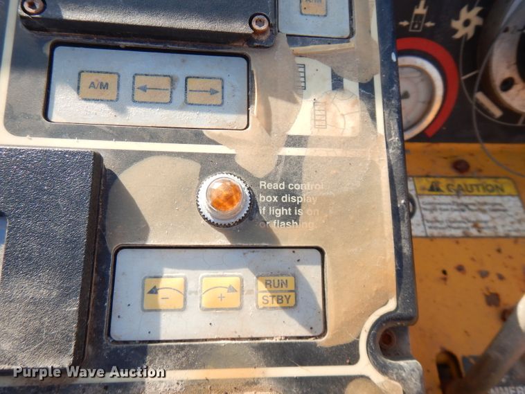 image for item GK9544 2001 Gomaco GT3600 curb machine