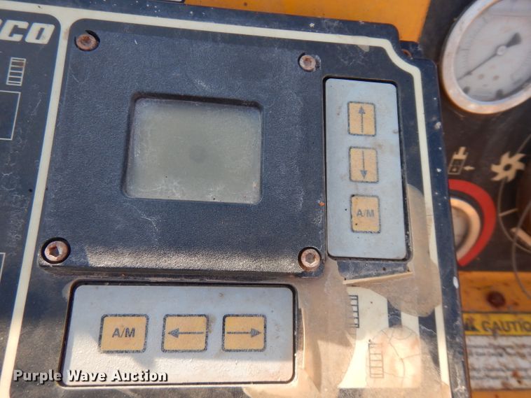 image for item GK9544 2001 Gomaco GT3600 curb machine