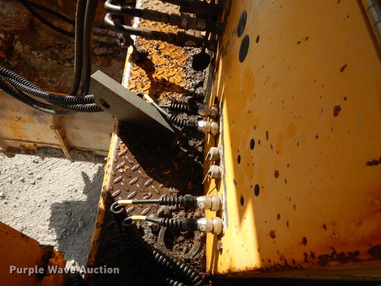 image for item GK9544 2001 Gomaco GT3600 curb machine