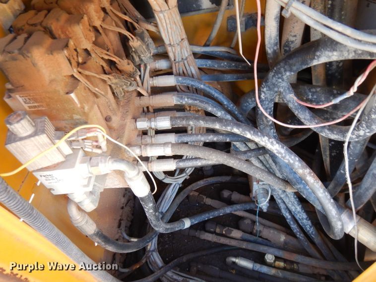 image for item GK9544 2001 Gomaco GT3600 curb machine