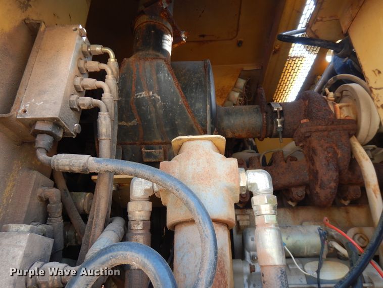 image for item GK9544 2001 Gomaco GT3600 curb machine