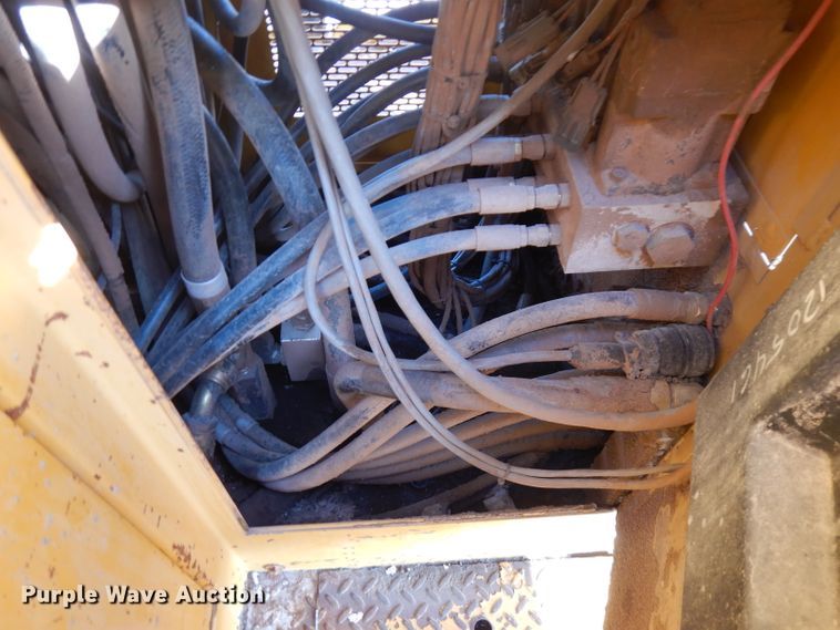 image for item GK9544 2001 Gomaco GT3600 curb machine