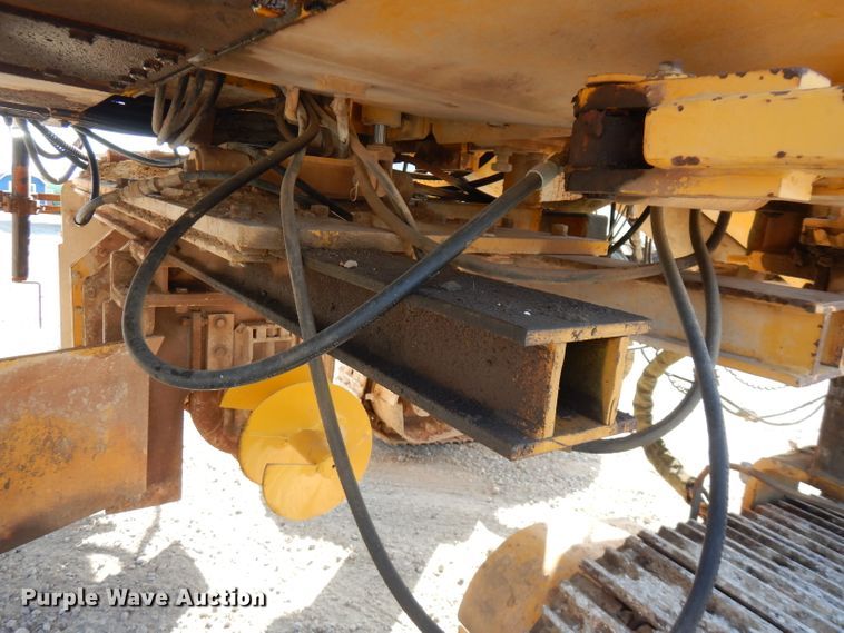 image for item GK9544 2001 Gomaco GT3600 curb machine