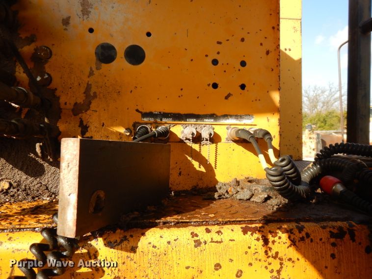 image for item GK9544 2001 Gomaco GT3600 curb machine