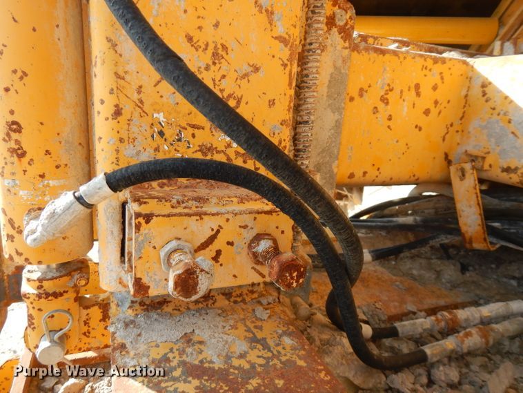 image for item GK9544 2001 Gomaco GT3600 curb machine