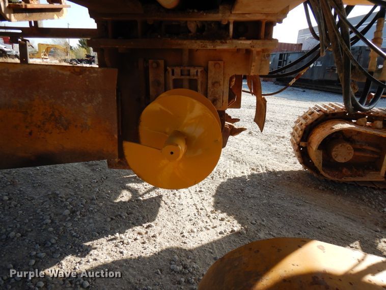 image for item GK9544 2001 Gomaco GT3600 curb machine