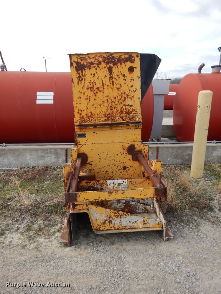 image for item GK9544 2001 Gomaco GT3600 curb machine