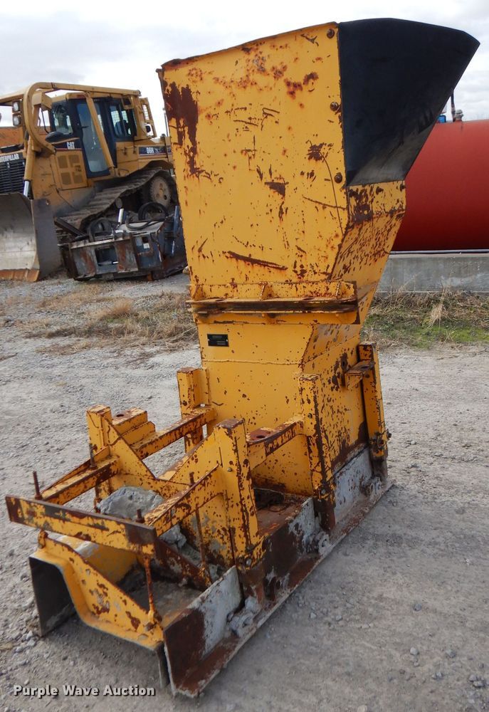 image for item GK9544 2001 Gomaco GT3600 curb machine