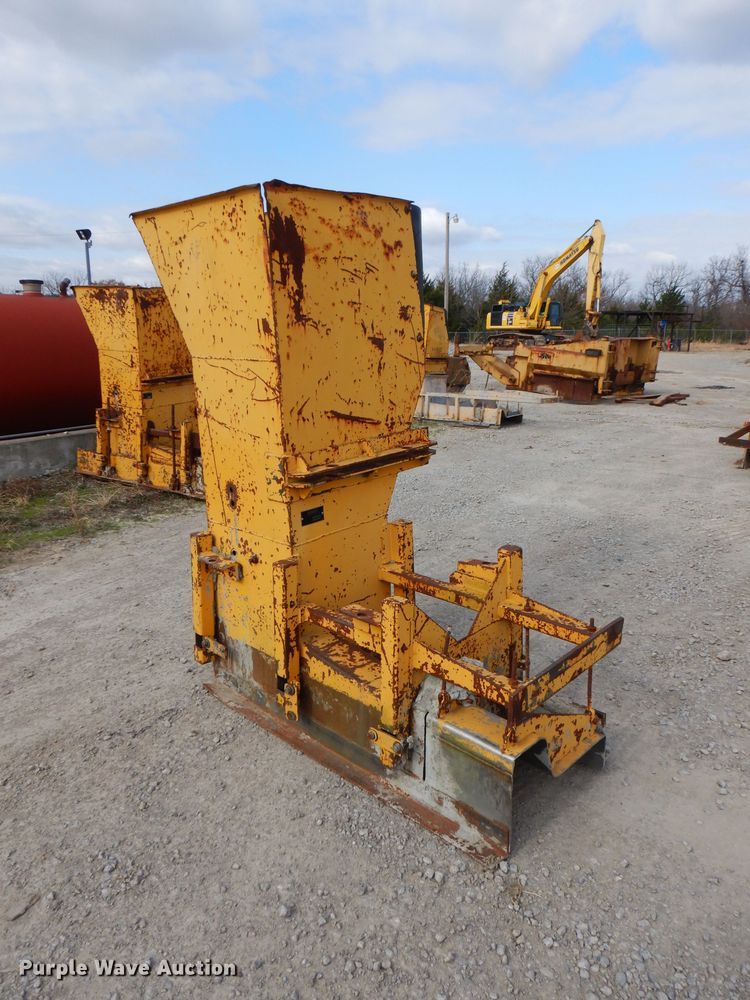 image for item GK9544 2001 Gomaco GT3600 curb machine