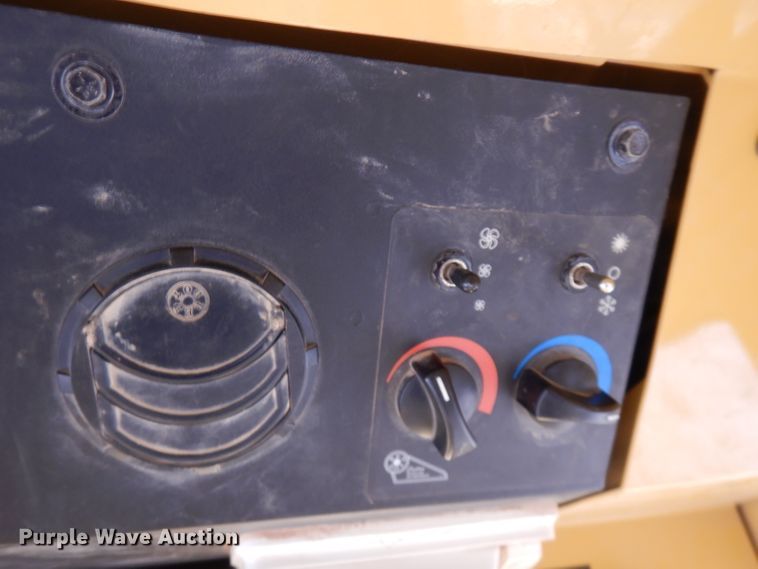 image for item GK9545 2014 Vermeer Commander T655 III  trencher