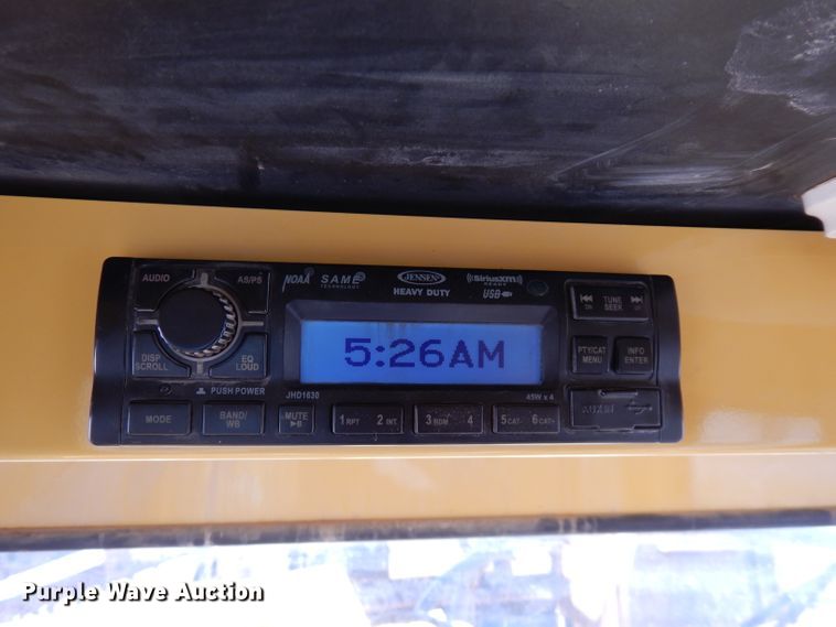 image for item GK9545 2014 Vermeer Commander T655 III  trencher