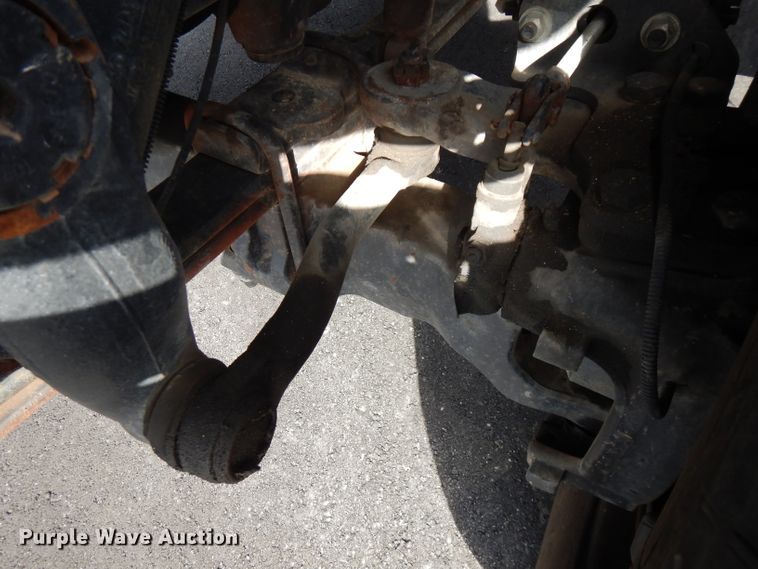 image for item GK9546 2012 International 7300  bucket truck