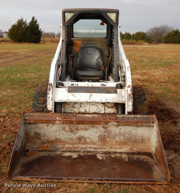 image for item GK9553 2005 Bobcat S185  skid steer loader