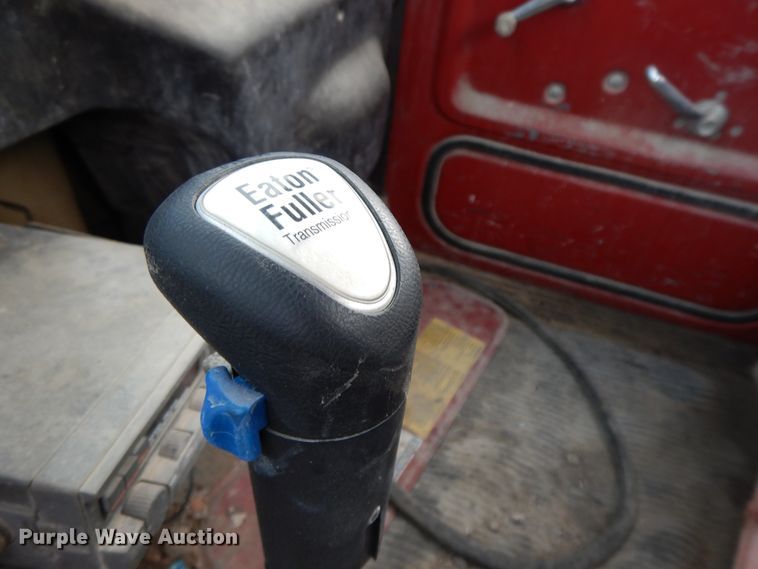 image for item GK9555 1993 Ford L8000  ready mix truck