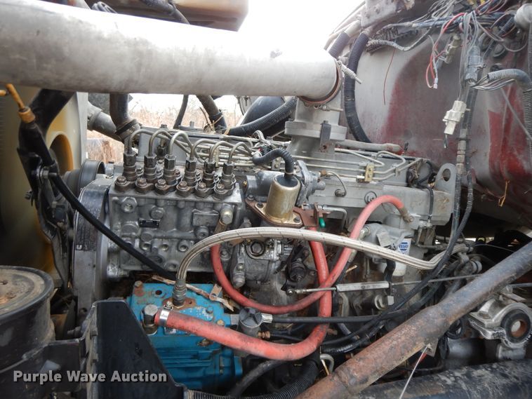 image for item GK9555 1993 Ford L8000  ready mix truck