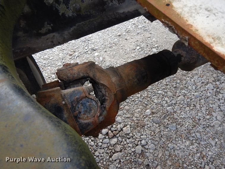 image for item GK9555 1993 Ford L8000  ready mix truck