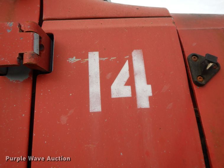 image for item GK9555 1993 Ford L8000  ready mix truck