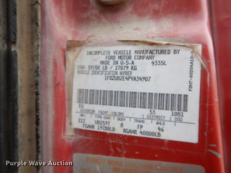 image for item GK9555 1993 Ford L8000  ready mix truck