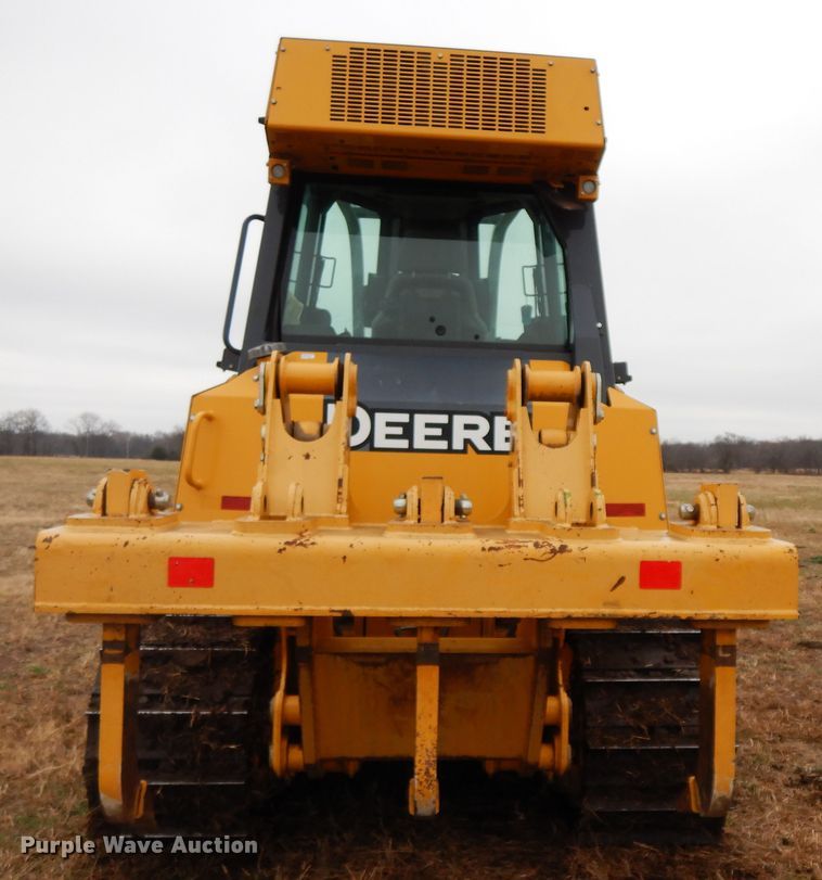 image for item GK9589 2011 John Deere 700J XLT  dozer