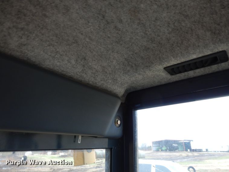 image for item GK9589 2011 John Deere 700J XLT  dozer