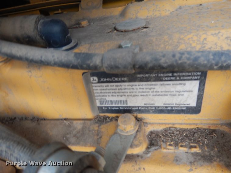 image for item GK9589 2011 John Deere 700J XLT  dozer