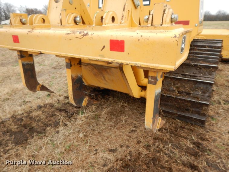 image for item GK9589 2011 John Deere 700J XLT  dozer