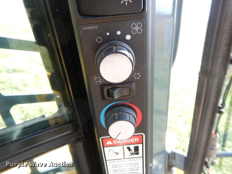 image for item GK9641 2015 Gehl R190  skid steer loader