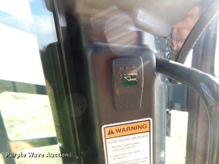 image for item GK9641 2015 Gehl R190  skid steer loader